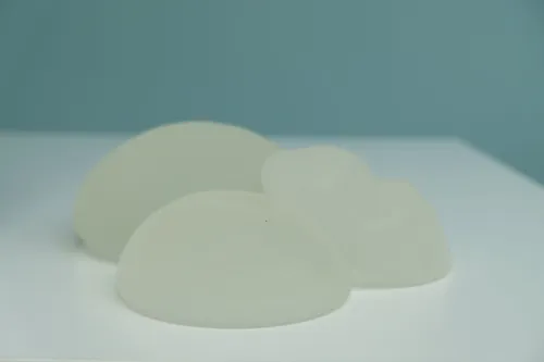 Tekstūruoto paviršiaus implantai