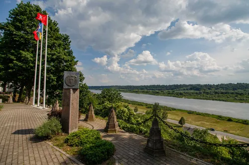 Nuo Veliuonos kalvos atsiveria kerintis vaizdas į Nemuną