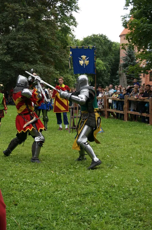 raudondvaris str viduje antra apkarpyti