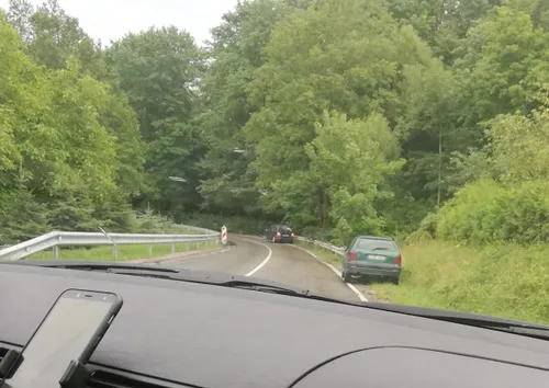 67196639 690945178037534 989207680679673856 o