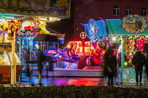 Atrakcionai prie Kauno pilies