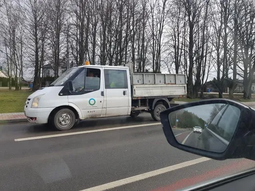 Ramučių gyventojai protestuoja dėl šiukšlių vežimo
