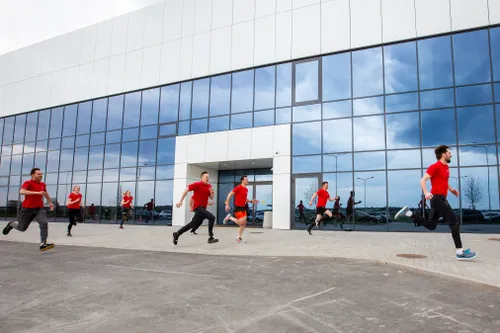 hollister lietuva ruoiasi kauno maratonui 2