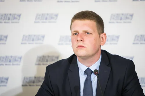 mantas zakarka 82874841