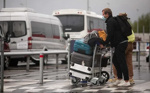 Turistai, oro uostai, atvykimas