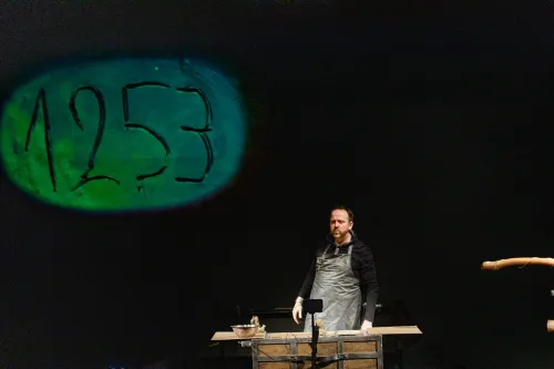 Lėlių teatro spektaklis Vasario 16-osios proga