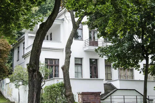 Kauno menininkų namai