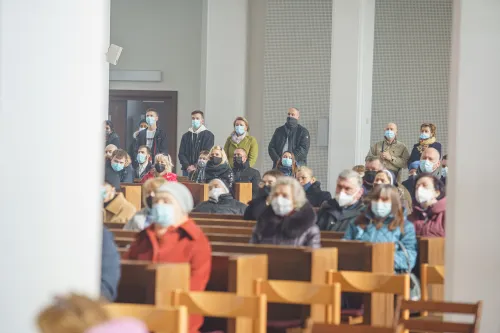 Velykų pamaldos bažnyčioje