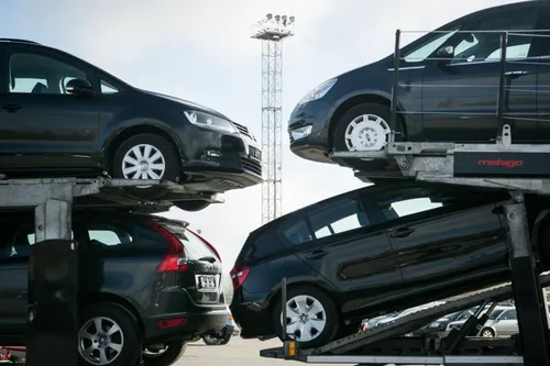 Automobilių turgus / DELFI nuotr.