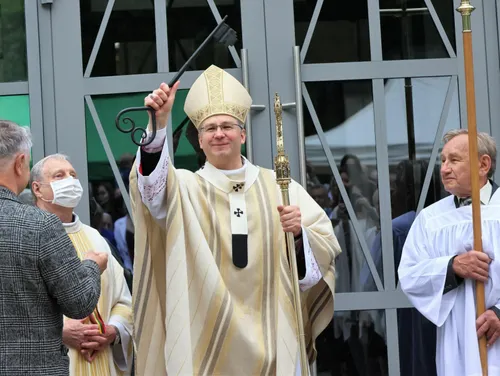 199271585 1927642634071737 206058249002690735 n