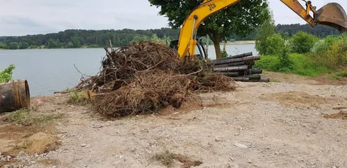 is ezero dugno istrauktas metalo lauzas 1536x747 1