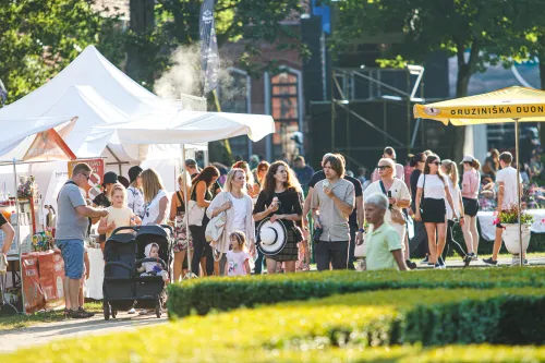 Liepos 6-osios šventė Raudondvaryje