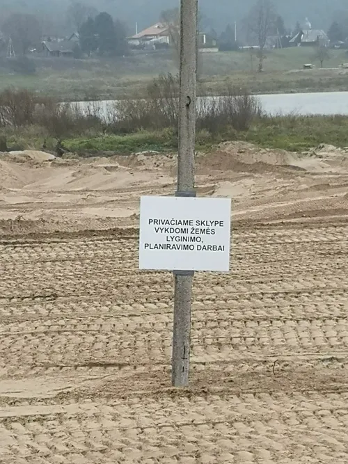 Darbai šalia Pyplių piliakalnio