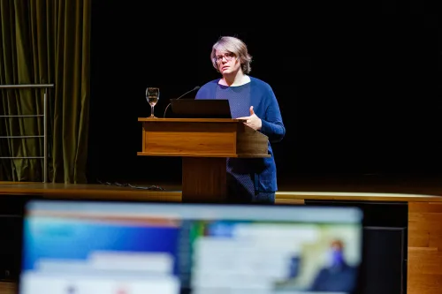 IQ forumas. Demokratinė savivalda