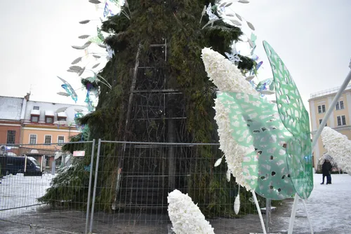 Apdegusi Kauno Kalėdų eglutė