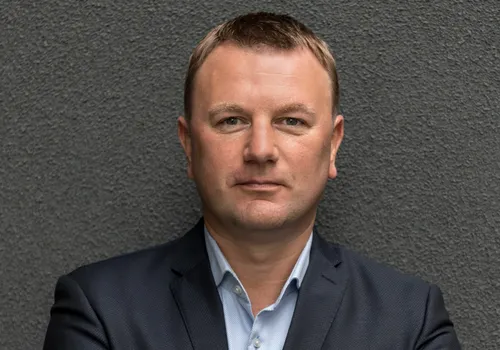 etapas tomas labanauksas