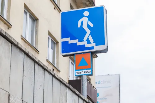 Priedanga požeminėje perėjoje