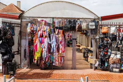 Atnaujintas stoties turgus