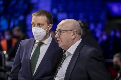 paulius motiejunas kaireje visvaldas matijosaitis 90217125