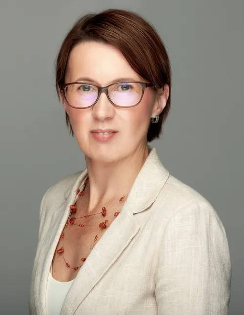 2f11edc3 a81a 4c02 9cba 1bae2416f629