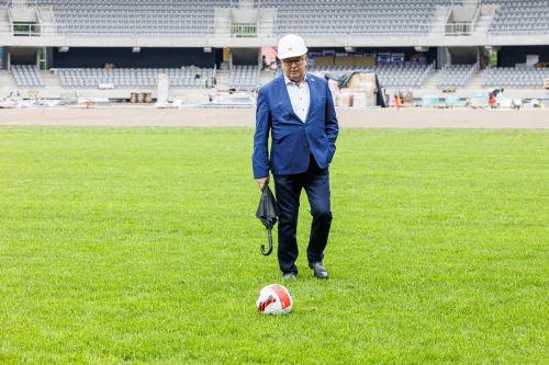 Naujasis Dariaus ir Girėno stadionas