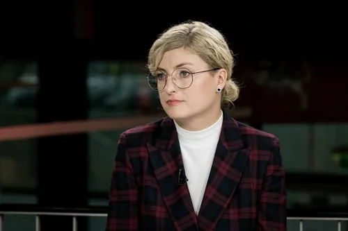 aiste gedviliene 83314807