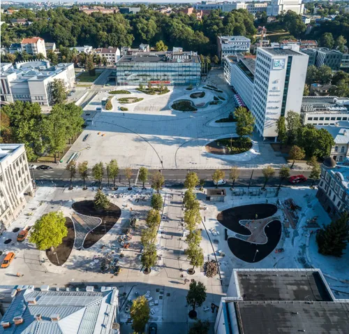 studentu skveras ir vienybes aikste