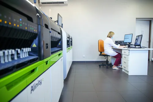 Kauno miesto poliklinikos Laboratorija / R. Tenio nuotr.