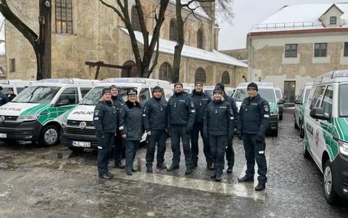 9868 dfa62303ba7497c26bcc8ec073830cd0