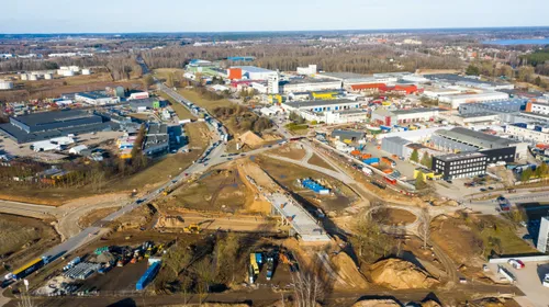 5b12e033aa854fb0ab50f5fec700b89d scaled