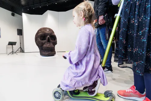 Jolitos Vaitkutės instaliacija „(Ne)amžinos vertybės“