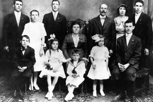 31b7be01a2fb2a78d356f35f77cf3674