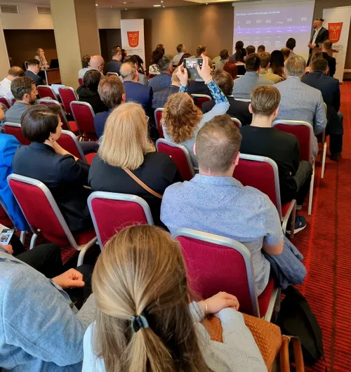 f29d7805bd3c36d44d03828494bf69ec