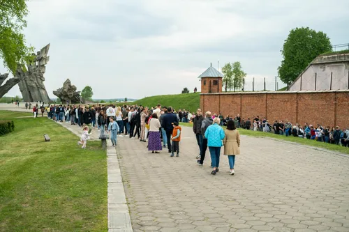 „Juoda šviesa“ užliejo IX forto tunelius: vienintelė proga pamatyti
