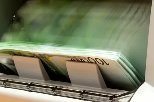 13bc196a2fa8a6f5b578f14f1cced8f3