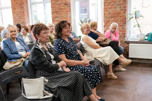 Kaune duris atvėrė – alternatyvi atvira senjorų erdvė