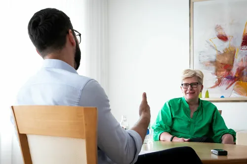 38e76f42990d05cdb871101ab70db9d8