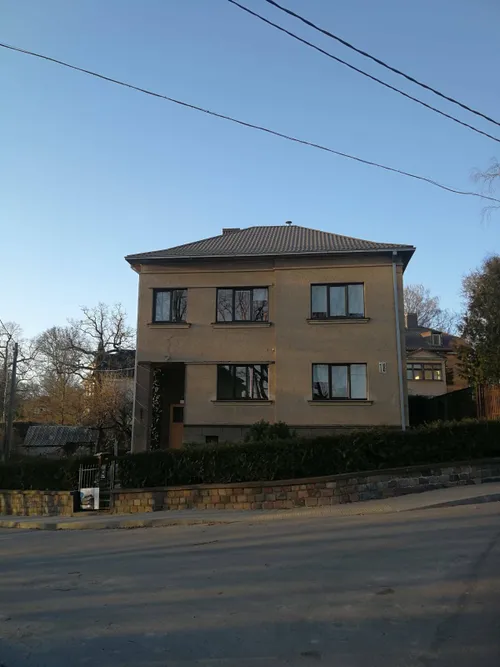 Namo rekonstrukcija Vaižganto gatvėje