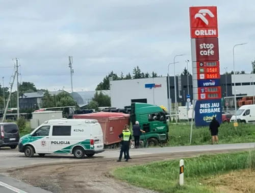 39d6d6ab07e6d41ad424a79b43259c49