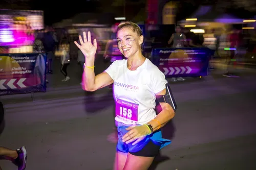 Netradicinis iššūkis Kaune: šimtai bėgimo entuziastų varžybose dalyvavo naktį