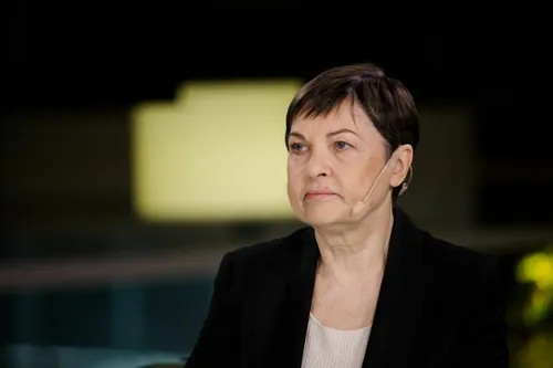 af0c52fbbe914a781be8ef171b250988