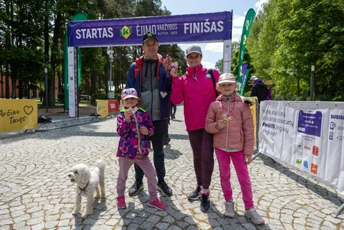 b556ca98c66ee0a9ba5fe1d83ec55c32