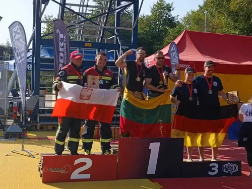 b159bf58fd2bdc43dd8351b0cd63dbdf