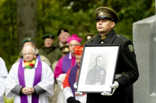 J. Vitkaus-Kazimieraičio laidotuvės / L. Penek, LRV nuotr.