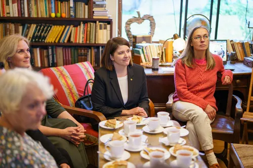 694a4824eaa6bafccf96aac9ea76cc2e