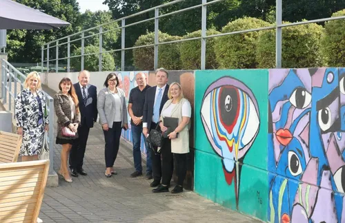 e7b0e6bcc62f35d71c4f85e1a188bf81