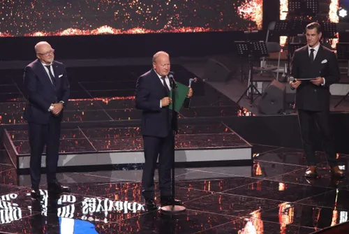 f06144798c483beb92523a5dfcf439ad