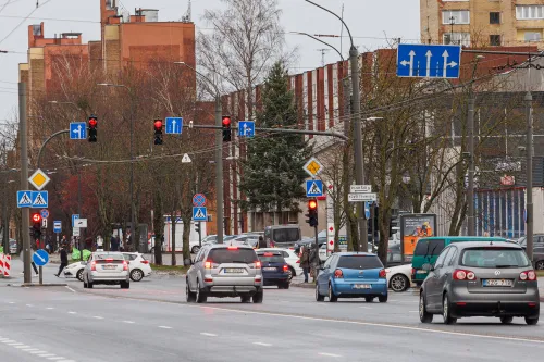 Savanorių ir Pakraščio gatvės sankryža