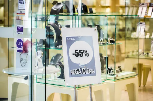 83e0319615edaa22a763e4154ba10468