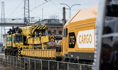 c14e266e0541a302086a3e34725e30e0